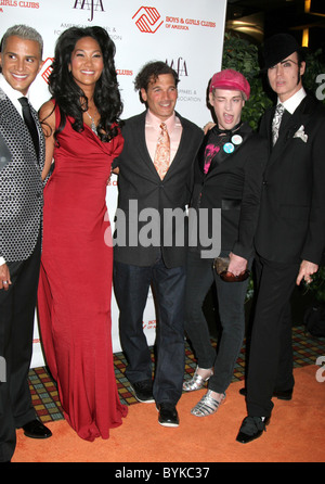 Jay Manuel, Kimora Lee Simmons, Phillip Boch, Richie ricca e Patrick McDonald arrivi per il AAFA (American Apparel e Foto Stock