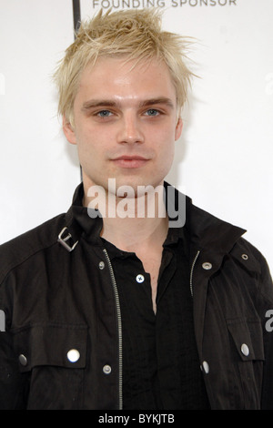 Sebastian Stan alla premiere di "L'educazione di Charlie banche" tenutasi presso il Clearview Chelsea West teatri durante il 2007 Foto Stock