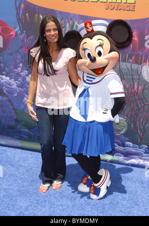 Dayanara Torres Lancio di alla ricerca di Nemo viaggio sottomarino attrazione presso il Disneyland Resort Anaheim, California - 10.06.07 Foto Stock