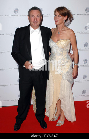 Nick Mason e valutazione Raisa Gorbachev annuale della Fondazione Cena di Gala a Hampton Court Palace - arrivi a Londra, Inghilterra - Foto Stock