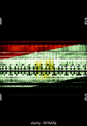 La bandiera egiziana miscelato con i flussi di dati che rappresenta Internet, sicurezza nazionale, terrorismo e disordini civili Foto Stock