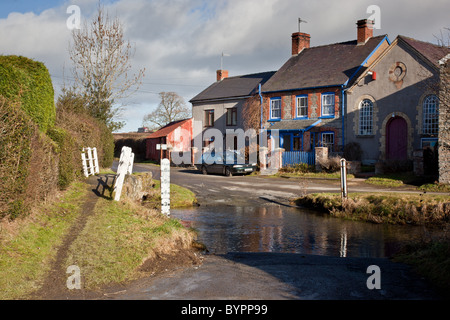 Ford a Brockton, vicino castello vescovile, Shropshire Foto Stock