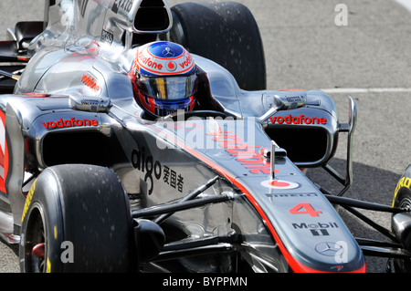 Jenson Button (GBR) in McLaren gara di Formula Uno auto Foto Stock