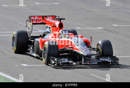 Il driver tedesco Timo Glock nella Vergine MVR-02 gara di Formula Uno auto Foto Stock