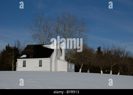 Una fotografia di una piccola casa del custode a Stonewall Jackson Parco Nazionale dove gli Stati Uniti La guerra civile generale è morto. Foto Stock