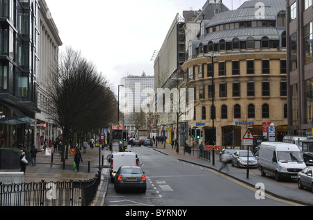 Vista lungo Colmore Row, Birmingham City Centre, Regno Unito Foto Stock