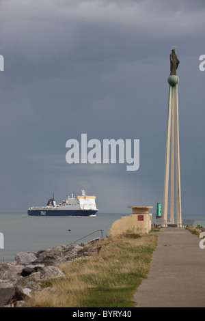 Vista del mare irlandese da Bull Island in Irlanda Foto Stock