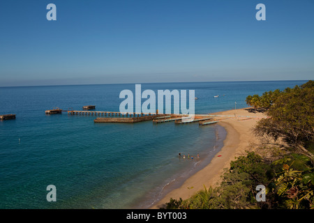 Crash spiaggia barca Aguadilla Puerto Rico Foto Stock