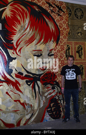 Shepard Fairey E pluribus Venom - un assolo di esposizione di Shepard Fairey è di nuovo le opere di New York City, Stati Uniti d'America - 21.06.07 Foto Stock