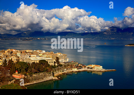 Il quartiere più antico (chiamato 'Cambiello') della città vecchia di Corfù (o 'CORFU'), Mare Ionio, Grecia Foto Stock
