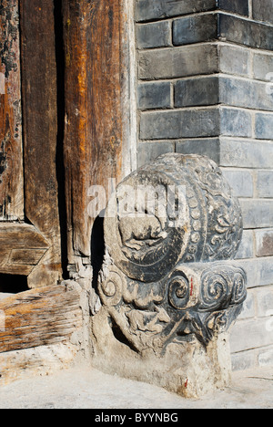 Il tamburo a forma di pietra della porta Foto Stock