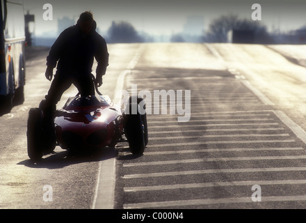 Classico Ferrari Tippo 156 F1 auto 1961 replica nel vecchio Reims race track 1996 Foto Stock