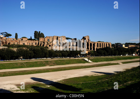 Italia, Roma, Circo massimo e Colle Palatino Foto Stock