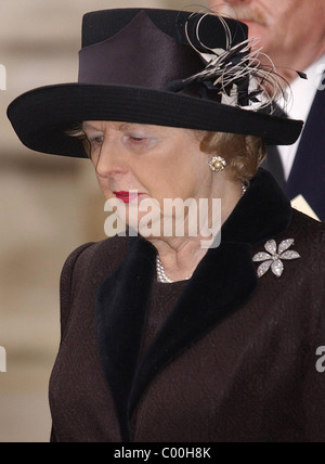 La Baronessa Thatcher, ex Primo Ministro, a Westminster Abbey per servizio di ringraziamento Foto Stock