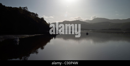 Blaenau Ffestiniog estuario e Coes Faen (l'orologio casa) Foto Stock