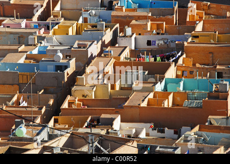 Algeria, vista in elevazione delle antiche case del borgo Foto Stock