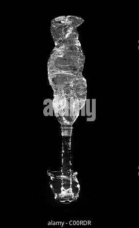 La bottiglia di acqua minerale fontana Foto Stock