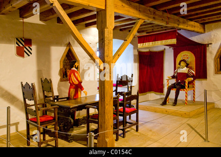 Storico ricostruito, camera castello Predjama, Slovenia, Europa Foto Stock