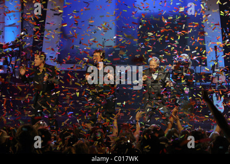 Il Osmonds Osmonds Il celebrano il loro cinquantesimo anniversario con un concerto presso l'Hotel Orleans Showroom di Las Vegas, Nevada - Foto Stock