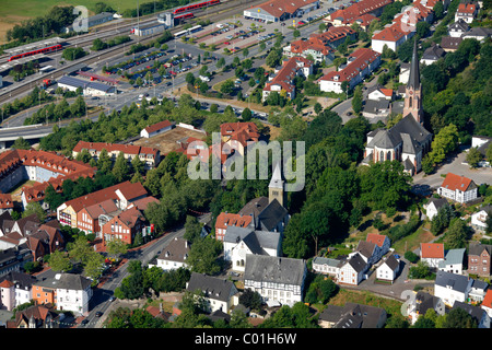 Vista aerea, Froendenberg, fiume Ruhr, Ruhrgebiet area, Renania settentrionale-Vestfalia, Germania, Europa Foto Stock