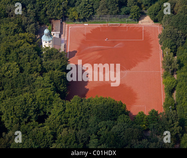 Vista aerea, al parco Volkspark e un campo sportivo, Herne, la zona della Ruhr, Renania settentrionale-Vestfalia, Germania, Europa Foto Stock