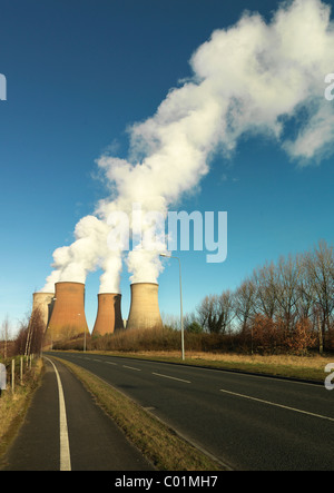 Rugeley Power station torri di raffreddamento Foto Stock