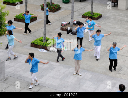 Le donne al mattino danza, Hong Kong, Cina, Asia Foto Stock