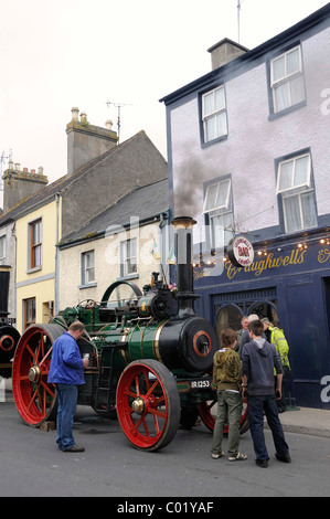 Trattore a vapore o strada locomotiva, J. Cavanagh & Sons ingegneri Birr, nel funzionamento, Birr, Offaly, Midlands, Irlanda, Europa Foto Stock