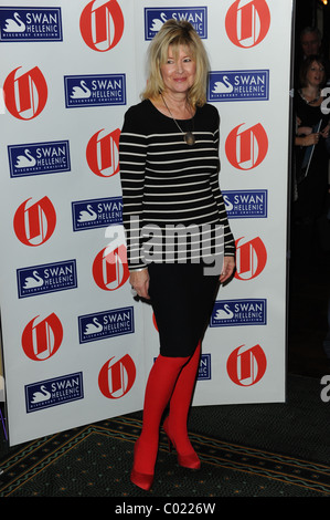 JULIA SOMERVILLE 2011 OLDIE OF THE YEAR AWARDS DI SIMPSON IN THE STRAND Londra Inghilterra 10 Febbraio 2011 Foto Stock