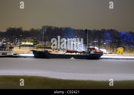 Finnland, Turku, 20110204, lungo le sponde del fiume Aurajoki © Gerhard Leber ha Foto Stock