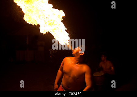 Un incendio lo sfiatatoio di eseguire a Langkawi in Malaysia. Foto Stock