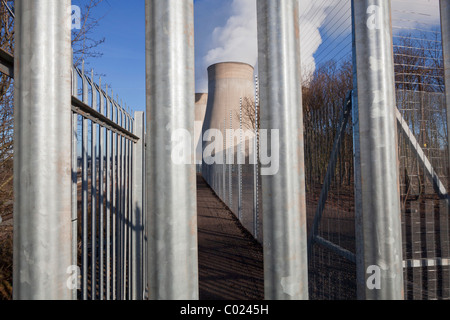 Nuovo recinto di sicurezza intorno a Ratcliffe-su-Soar di centrali elettriche a carbone Ratcliffe su soar Nottinghamshire England Regno Unito GB EU Europe Foto Stock