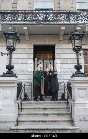 Whites Gentlemans Club, St James's St James Street, Londra W1. HOMER SYKES 2010 s. Foto Stock