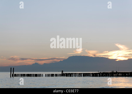 Atmosfera serale sulla spiaggia di Zoutelande, penisola di Walcheren, Provincia di Zeeland, Paesi Bassi, Benelux, Europa Foto Stock