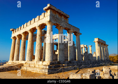 Il Greco tempio dorico di Aphaia (500BC). Aegina, greco ISOLE DELL'ARGOSARONICO Foto Stock