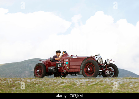 Riley 12/4 Racing Sport, costruito nel 1936, Nockalmstrasse, Ennstal Classic Vintage 2010 auto da rally, Groebming, Stiria, Austria Foto Stock