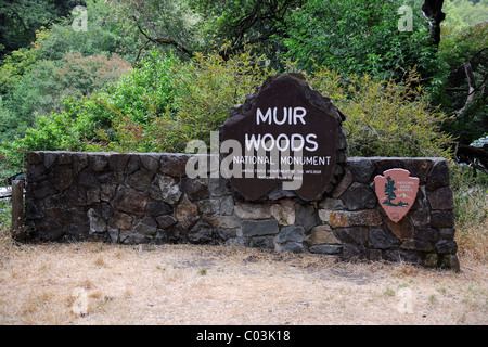 Segno di ingresso per il parco nazionale Muir Woods, California, USA, America del Nord Foto Stock