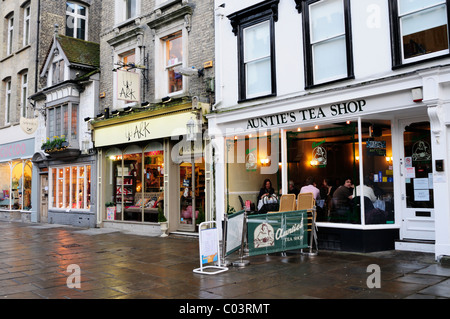 Aunties Tea Shop, St Mary passaggio, Cambridge, Inghilterra, Regno Unito Foto Stock