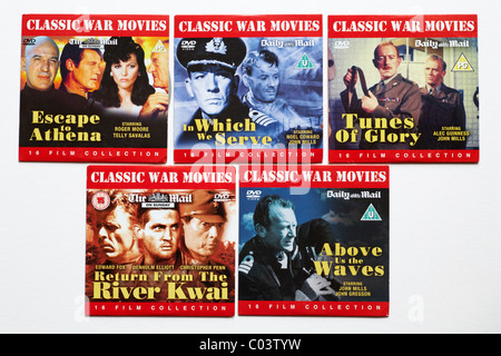 Selezione del classico film di guerra dvd dato via con il Daily Mail isolati su sfondo bianco Foto Stock