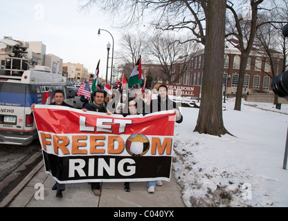 Dearborn, Michigan - Egyptian-Americans celebrare la cacciata del Presidente egiziano Hosni Mubarak. Foto Stock