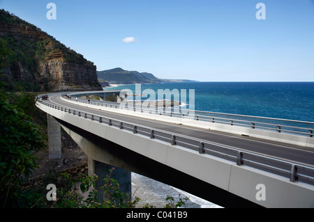 Sea Cliff Bridge, Lawrence Hargrave Drive, Clifton Near Wollongong, New South Wales, Australia Foto Stock