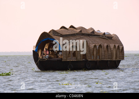 House boat sulle lagune del Kerala, India Foto Stock