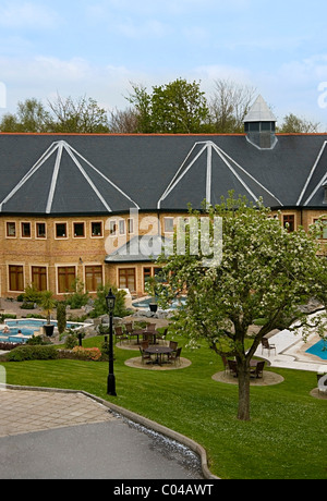 Vista aerea del Pennyhill Park Luxury Hotel & Spa, architettura esterna, sport & salute Bagshot Surrey, Inghilterra, Regno Unito, Europa UE Foto Stock