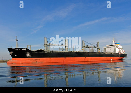 Piroscafo navigazione del San Joaquin River Da Stockton all'Oceano Pacifico attraverso il Golden Gate Bridge. Foto Stock