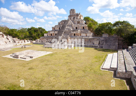 Edificio de los cinco pisos o i cinque piani Edzna, Campeche, Messico Foto Stock