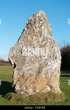 La pietra più grande nel ' duloe cerchio di pietra ' duloe, Cornwall, Regno Unito Foto Stock