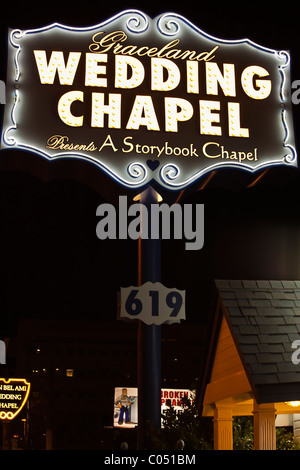 Graceland Wedding Chapel signpost Downtown Las Vegas Foto Stock