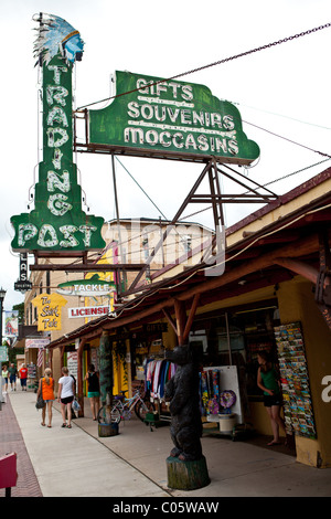 Trading Post e camp store nel Northwoods del Wisconsin. Foto Stock