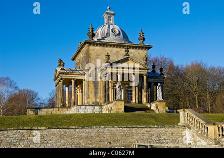 Tempio dei Quattro venti in inverno Castello Howard Estate vicino Malton North Yorkshire Inghilterra Regno Unito GB Gran Bretagna Foto Stock