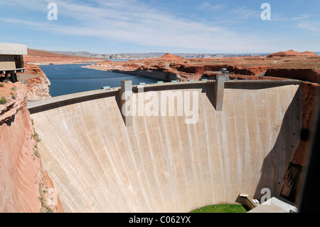 Glen Canyon Dam, Lake Powell serbatoio, Arizona, Stati Uniti d'America Foto Stock